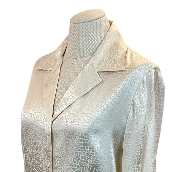 NWT Talbots Silk Blouse Button Up Cream Snake Skin Print - Picture 5 of 12